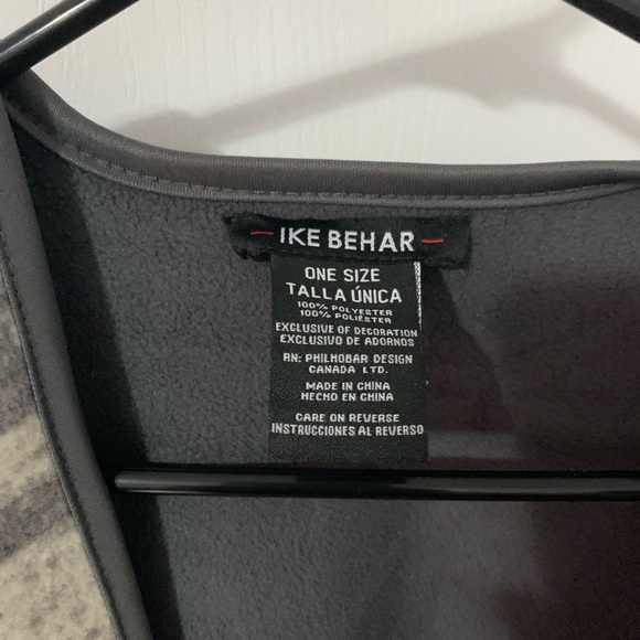 Winter cardigan - Picture 3 of 7